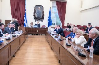 ΕΠΙΤΡΟΠΗ ΕΞΩΤΕΡΙΚΩΝ ΚΑΙ ΑΜΥΝΑΣ ΤΗΣ ΒΟΥΛΗΣ
